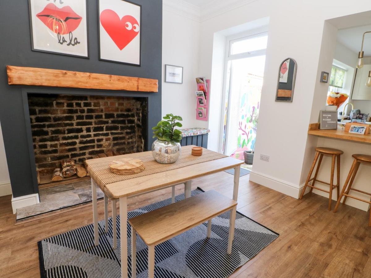 Cowrie Cottage North Shields Esterno foto